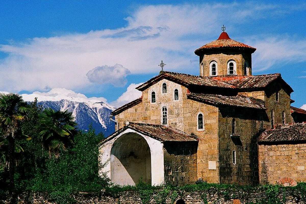 Цветущая Абхазия